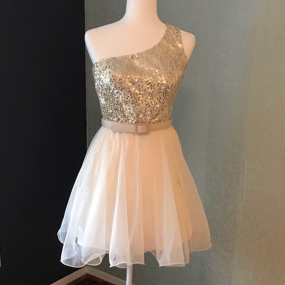 Delia's gold sequins party dress